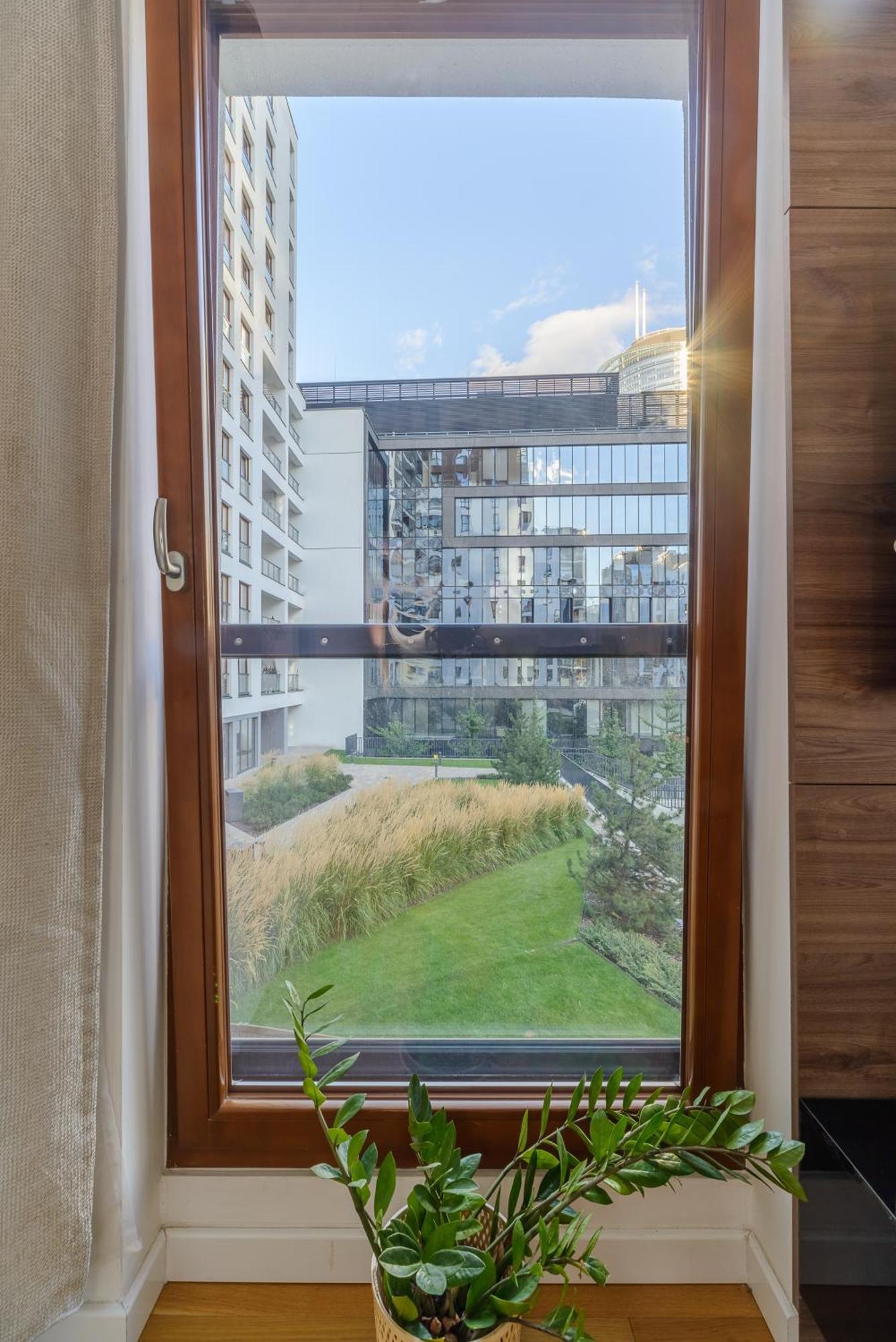 Lumina Apartment With Parking Near Muzeum Powstania Warsaw Ngoại thất bức ảnh